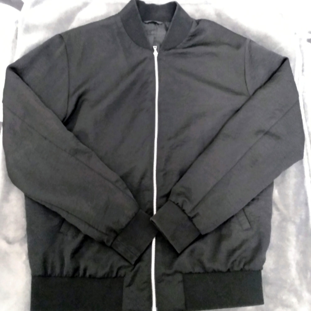 Uniqlo Women's Size M Zip-Up Jacket